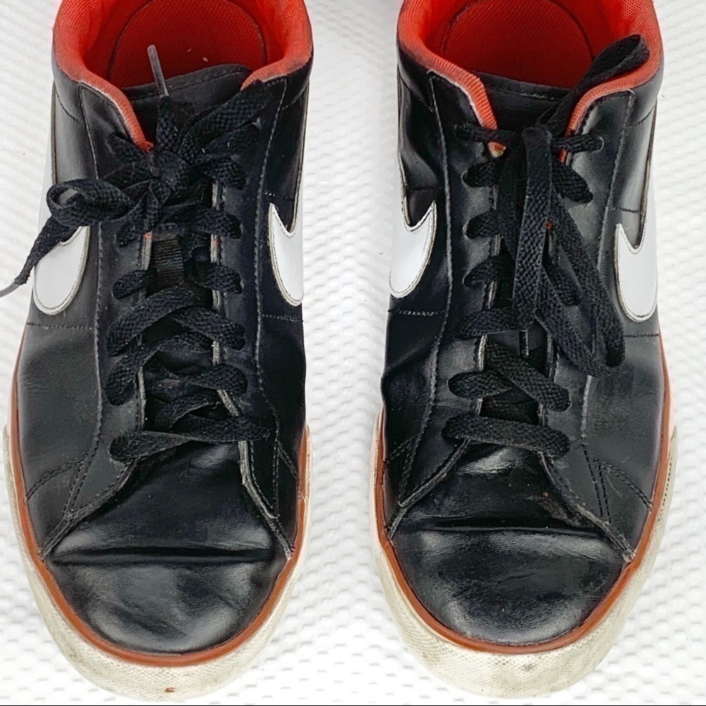 NIKE Shoes-Fair Condition Leather Upper Red/Black - Picture 3 of 8